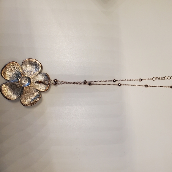 Vintage flower choker - Picture 4 of 7
